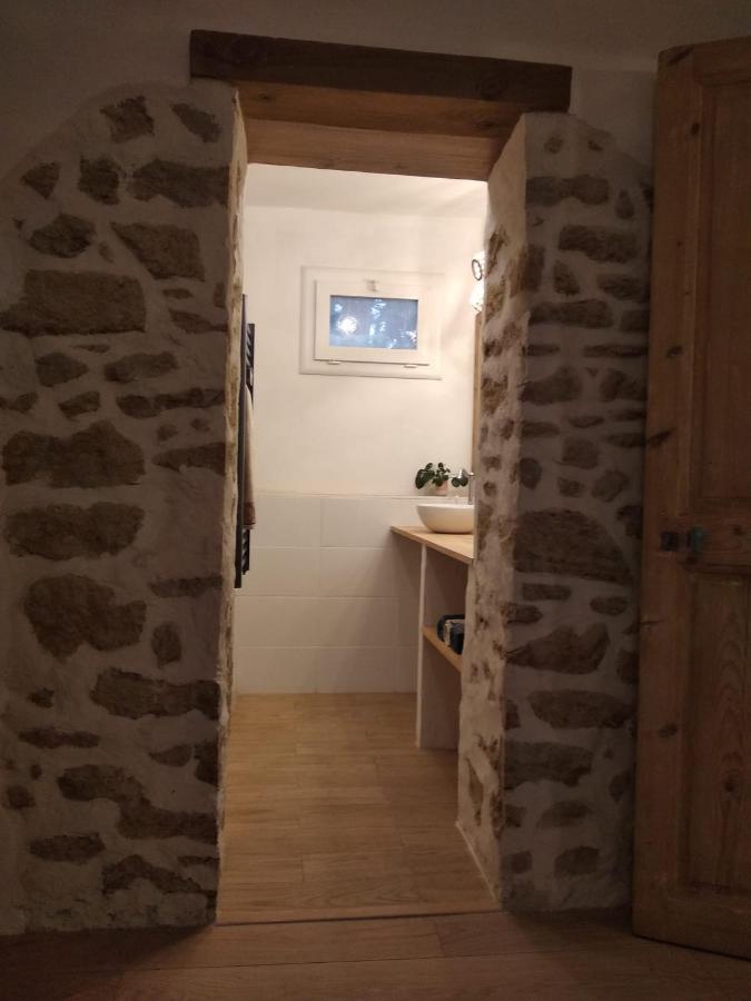 Maison Blanche Ecoresponsable Holiday home Sorgues